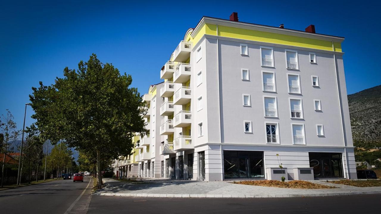 Sun Valley Apartments モスタル エクステリア 写真