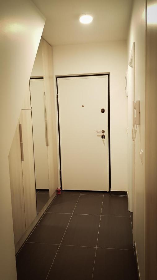 Sun Valley Apartments モスタル エクステリア 写真